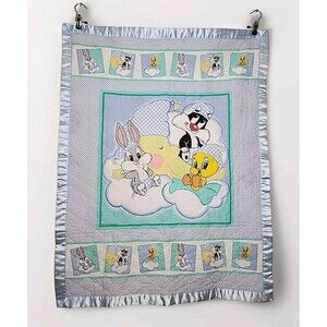 Vtg Baby Looney Tunes Quilted Blanket 90s Bugs Tweety Sylvester Pastels 34"x44"
